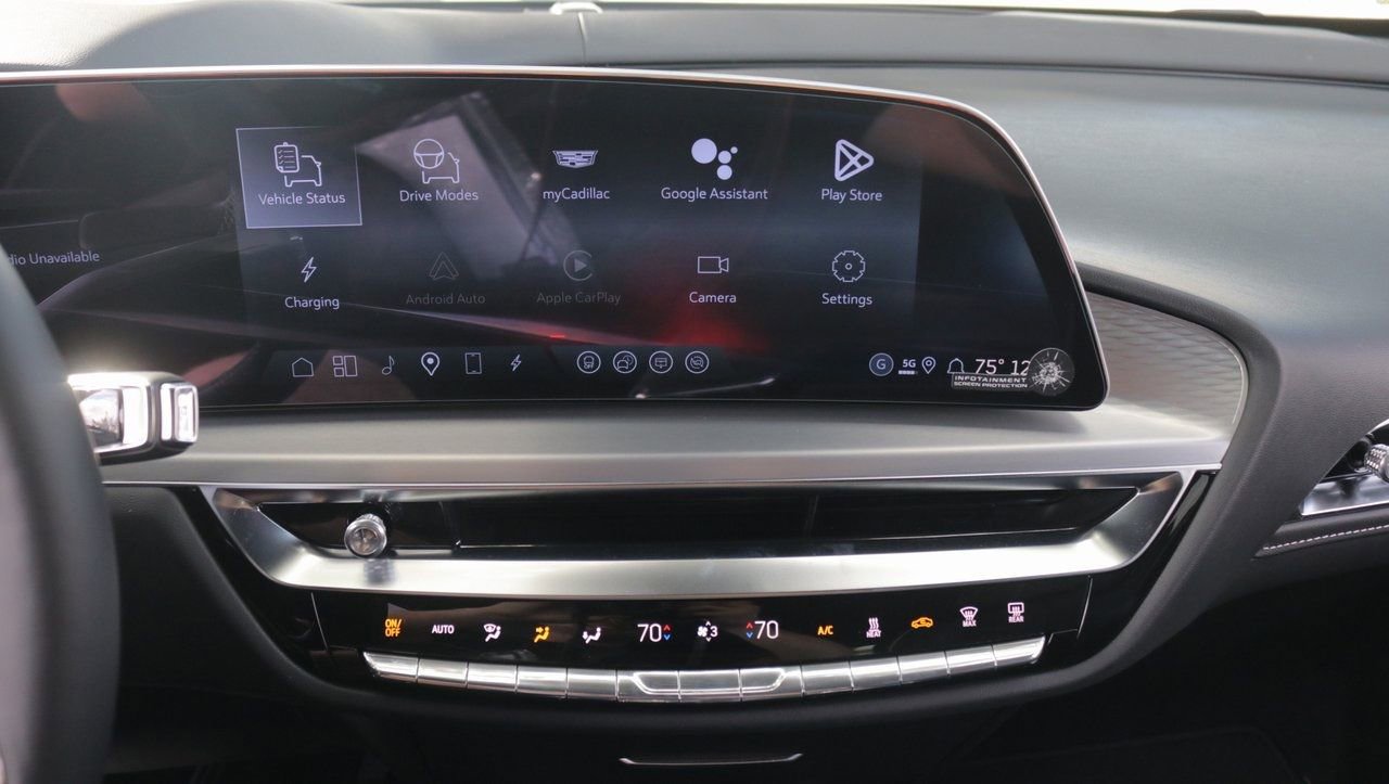 New 2026 Cadillac Lyriq V w/ Exterior Carbon Fiber Package image 23