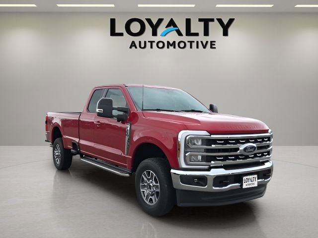 Used 2024 Ford F350 Lariat w/ FX4 Off-Road Package image 7