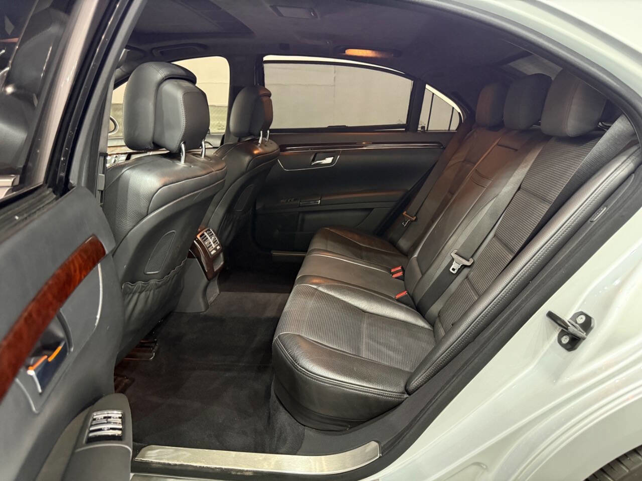 Used 2008 Mercedes-Benz S 63 AMG image 15