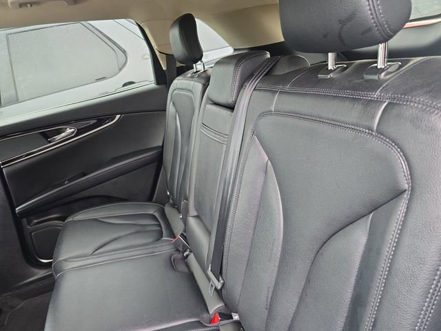 Used 2023 Lincoln Nautilus FWD image 11