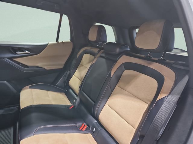 Used 2025 Chevrolet Equinox ACTIV w/ Safety and Technology Package image 33