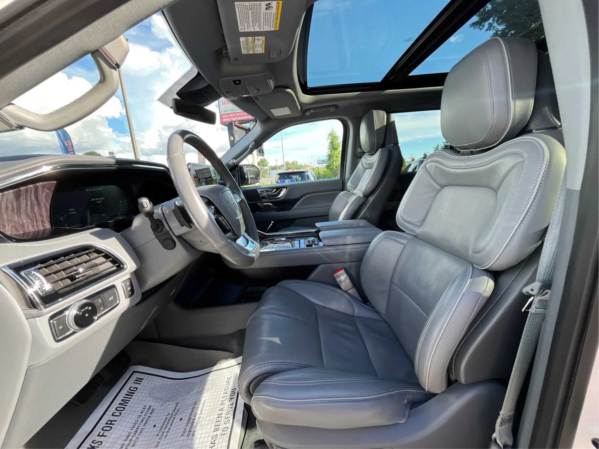 Used 2019 Lincoln Navigator L Reserve AWD/4WD image 12
