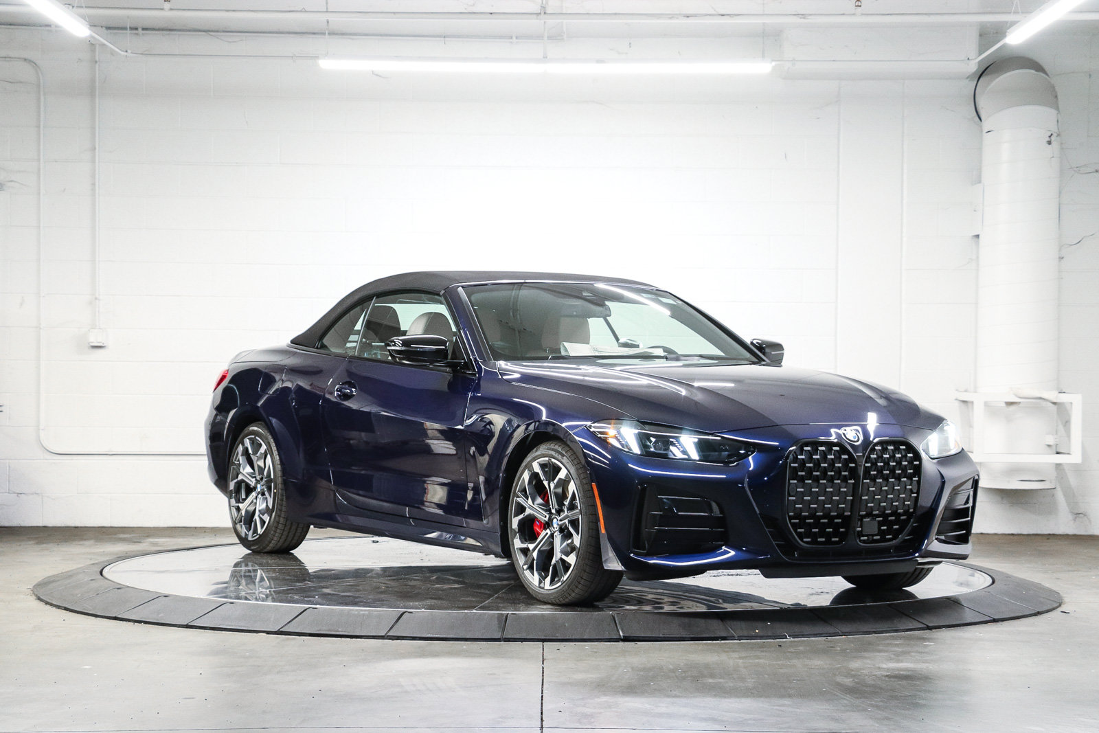 New 2027 BMW 430i Convertible w/ M Sport Package RWD image 2