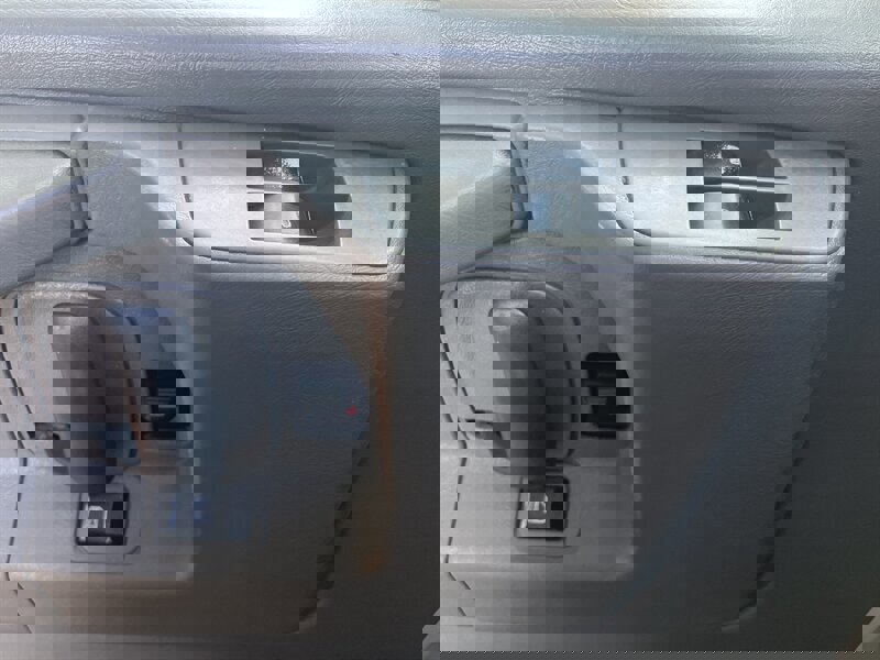 Used 2015 GMC Savana 3500 image 8