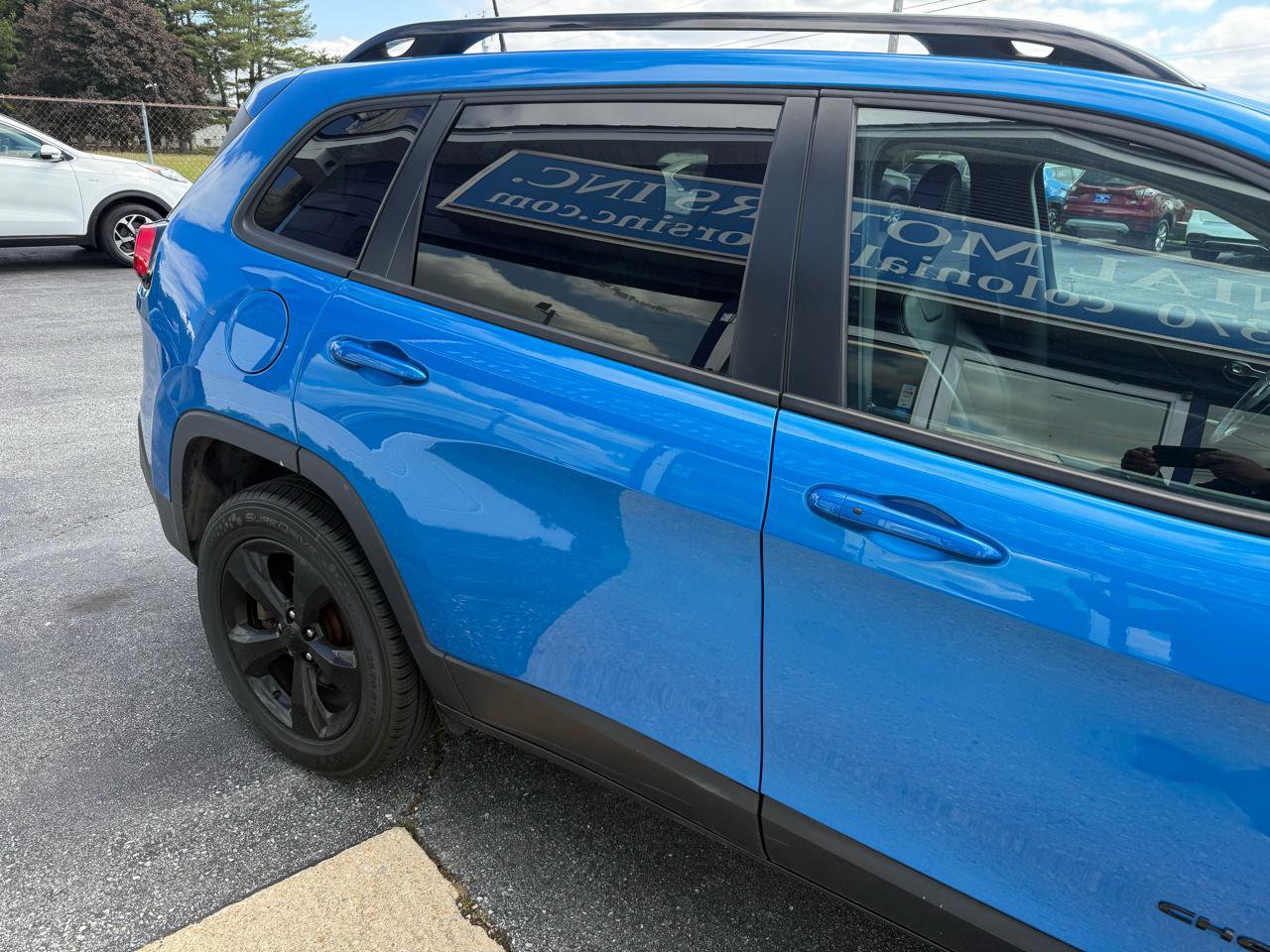 Used 2018 Jeep Cherokee Limited w/ High Altitude Package AWD/4WD image 6