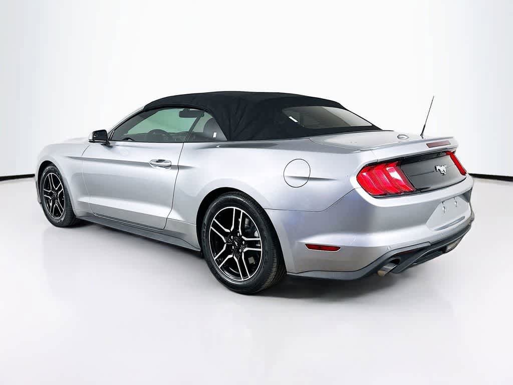 Used 2020 Ford Mustang Premium RWD image 4
