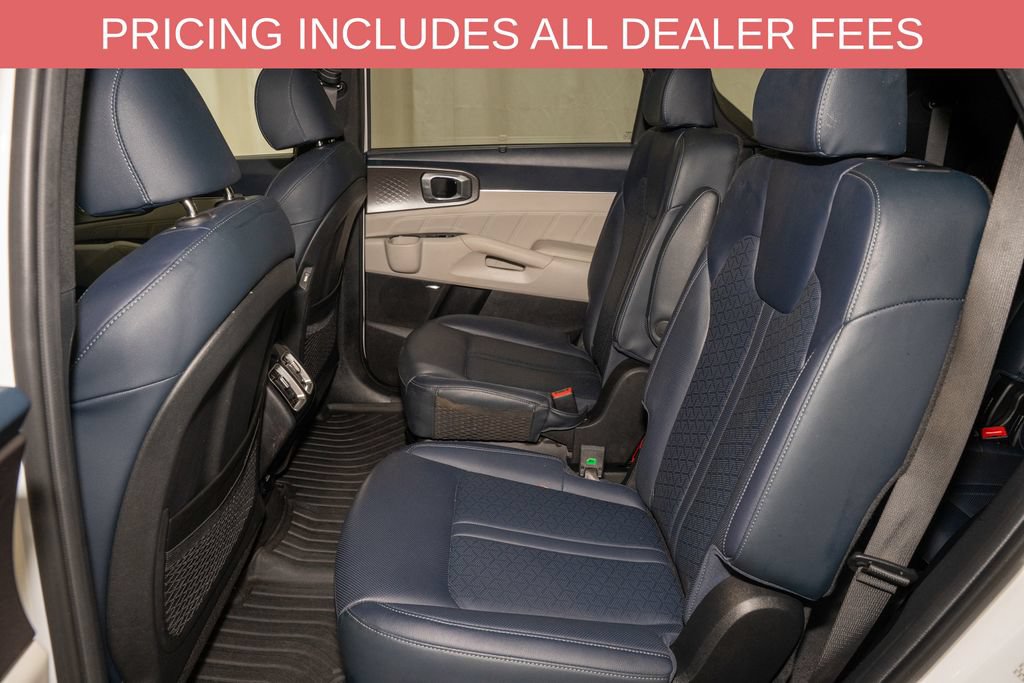 Used 2023 Kia Sorento SX Prestige AWD/4WD image 9