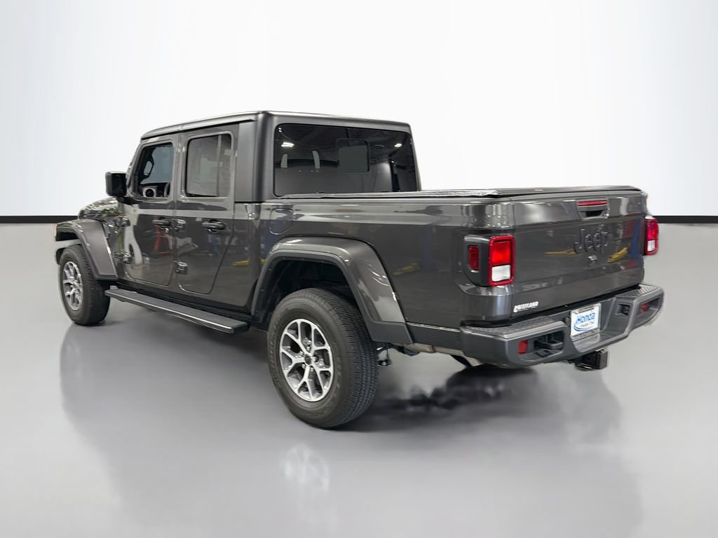 Used 2024 Jeep Gladiator Sport AWD/4WD image 8