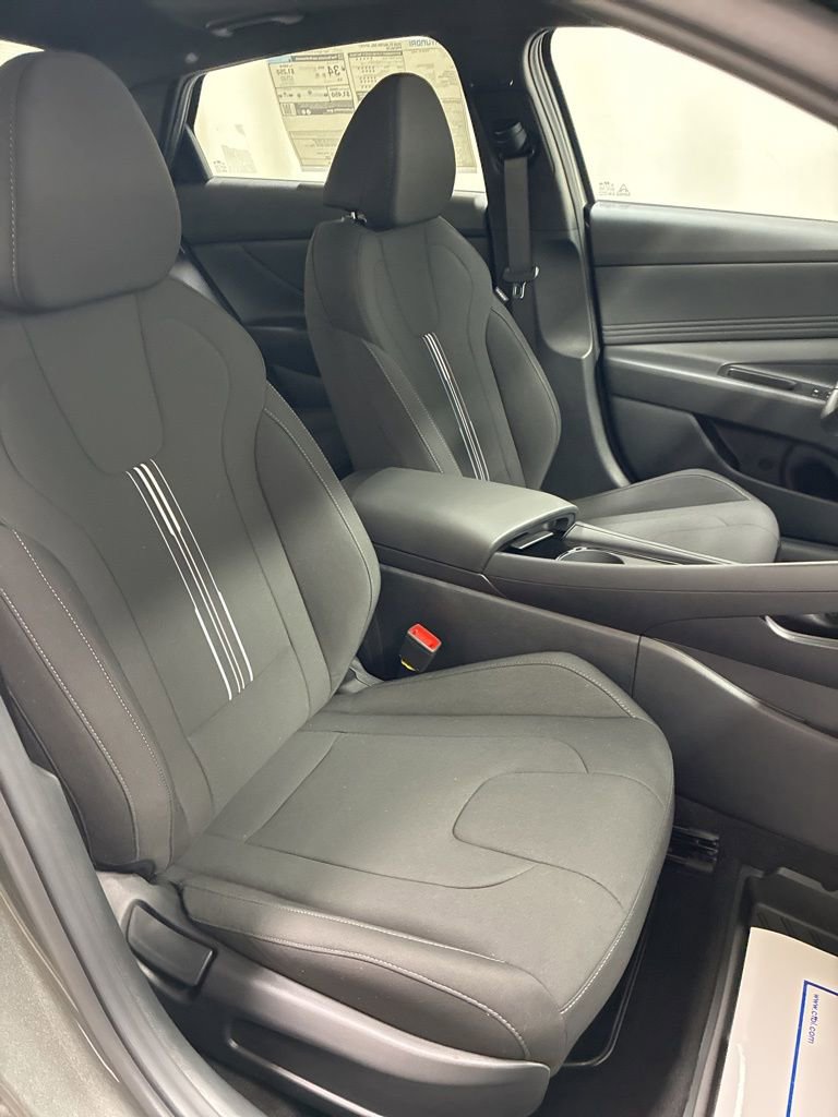 New 2026 Hyundai Elantra SEL Sport w/ Cargo Package image 28
