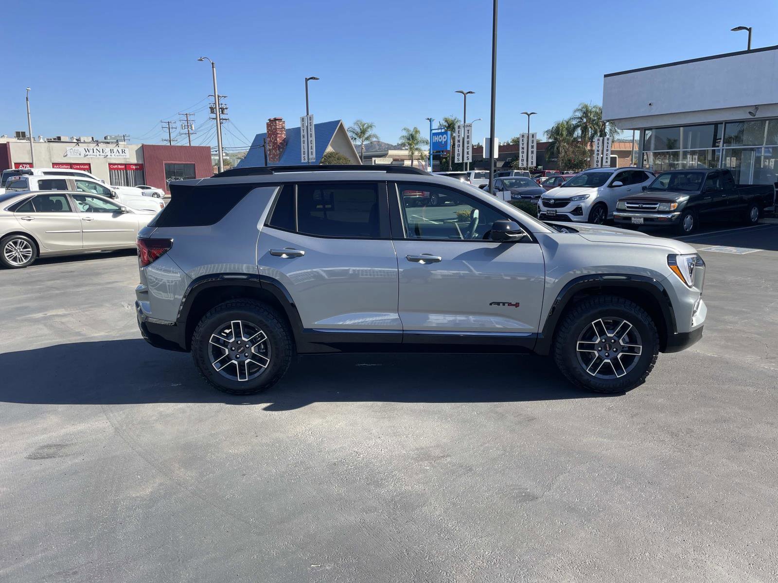 New 2026 GMC Terrain AT4 w/ Technology Package II image 4