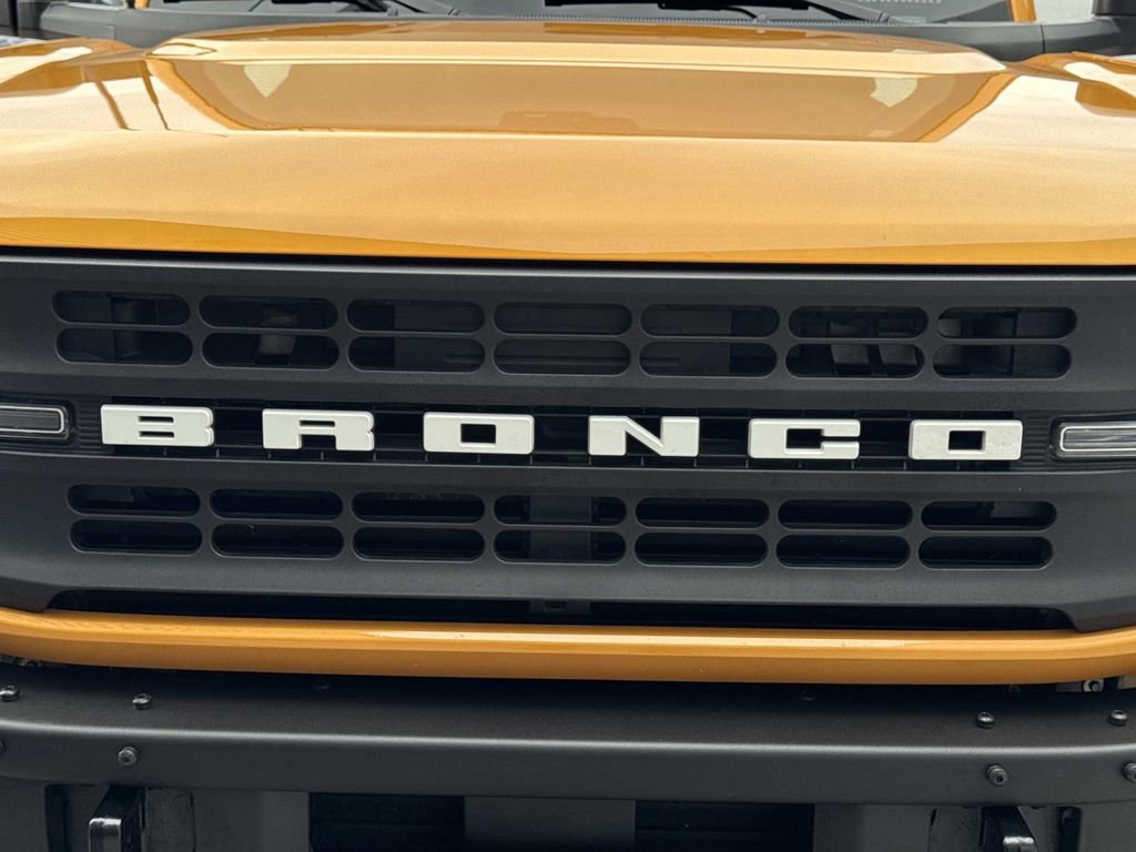 Used 2022 Ford Bronco Black Diamond w/ Sasquatch Package AWD/4WD image 10