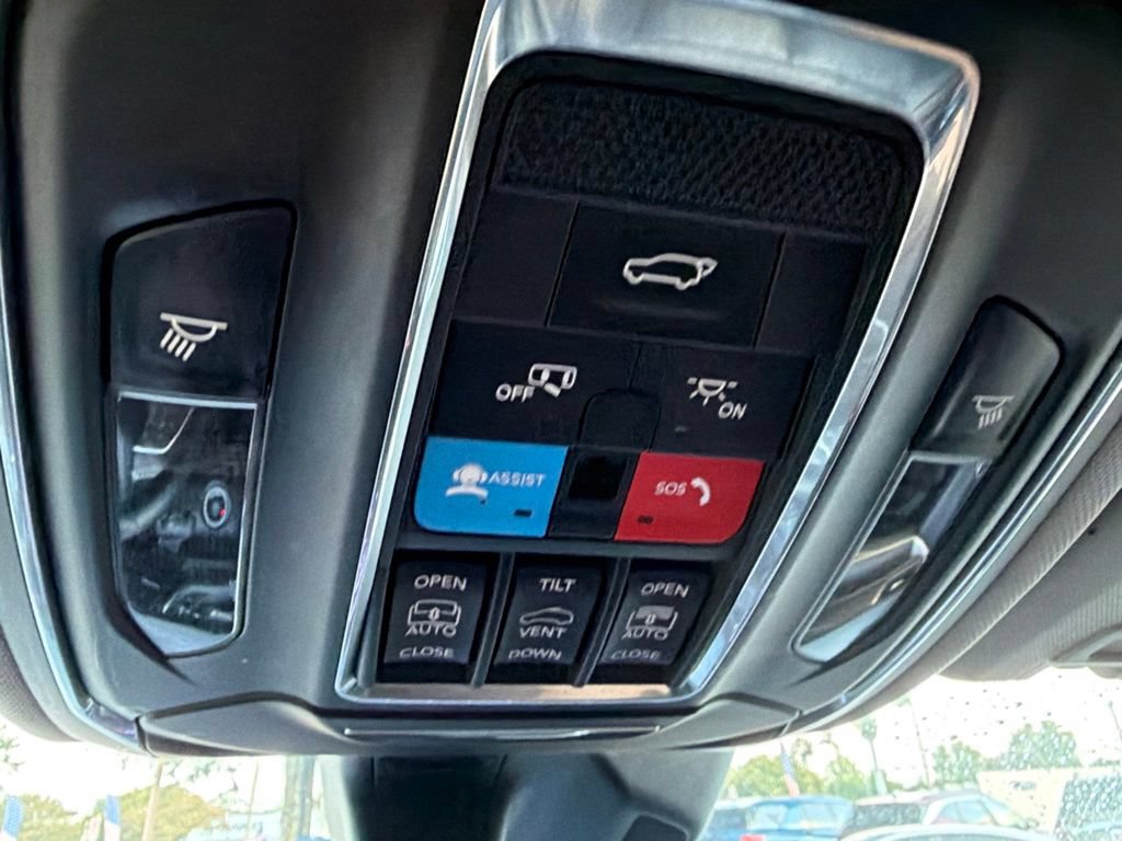 Used 2021 Jeep Grand Cherokee L Limited AWD/4WD image 28