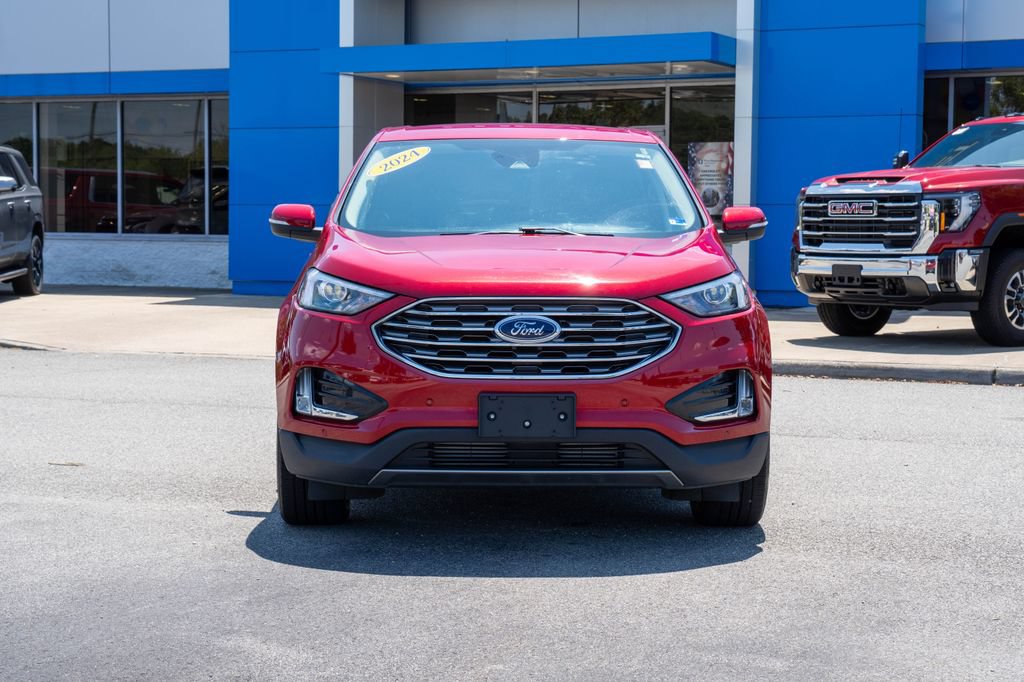 Used 2024 Ford Edge Titanium AWD/4WD image 2