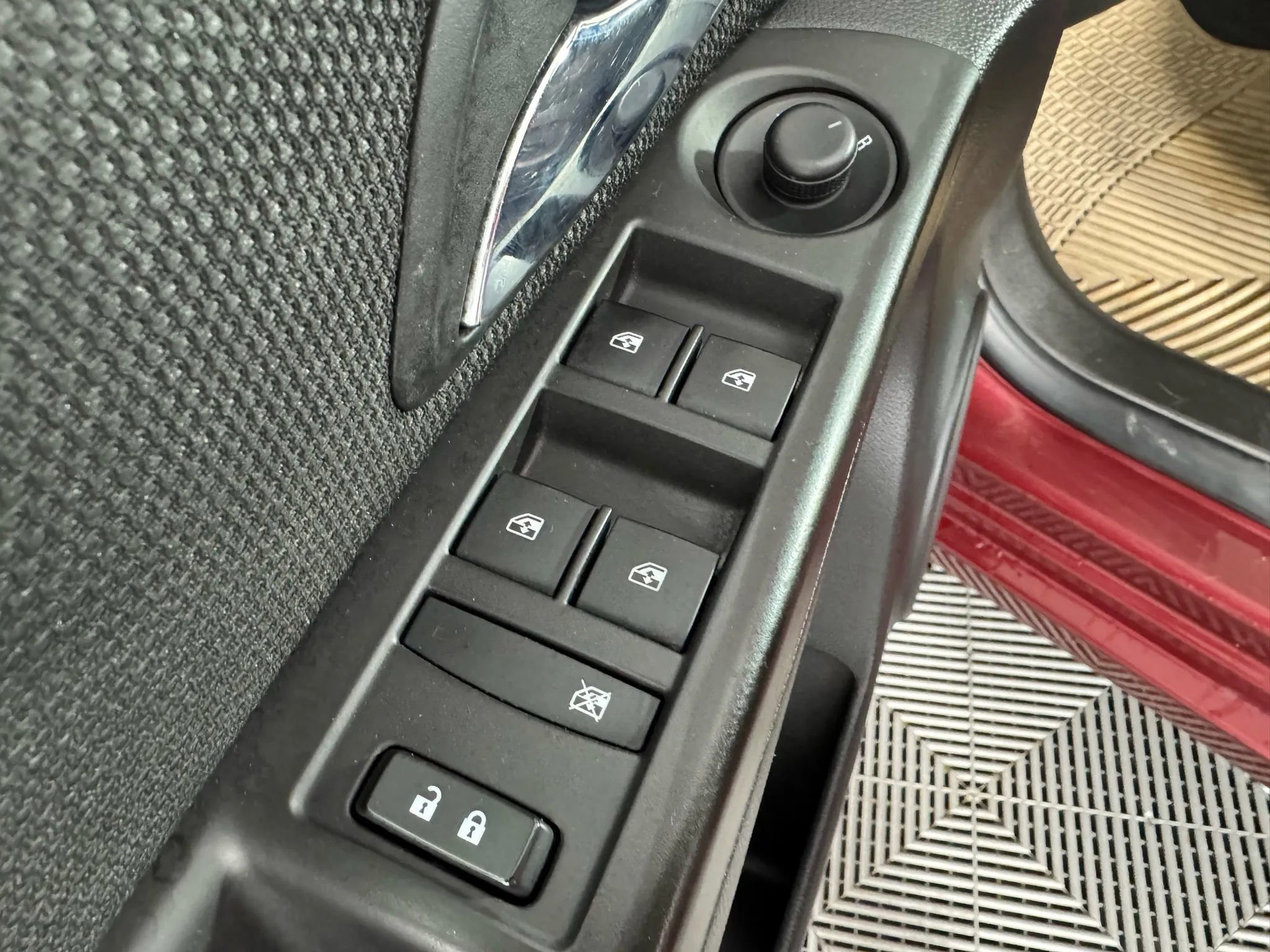 Used 2016 Chevrolet Cruze LT image 35