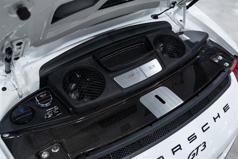 Used 2015 Porsche 911 GT3 RWD image 37