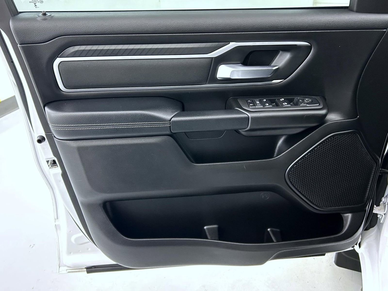 Certified 2025 RAM 1500 Big Horn AWD/4WD image 9
