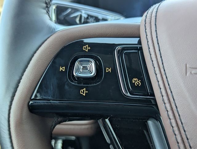 New 2026 Lincoln Aviator Reserve w/ Jet Appearance Package image 25