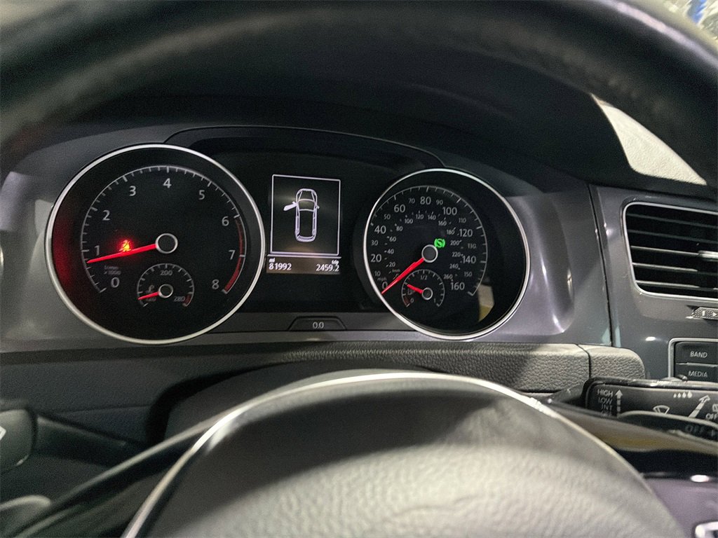 Used 2017 Volkswagen Golf Alltrack image 20