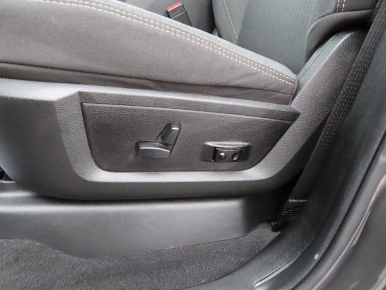 Used 2024 RAM 3500 Big Horn w/ Night Edition image 26