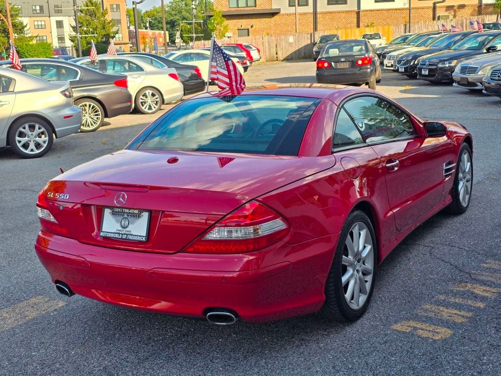 Used 2007 Mercedes-Benz SL 550 image 4