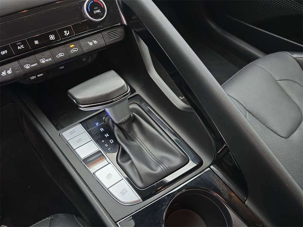 Certified 2023 Hyundai Elantra Limited image 24