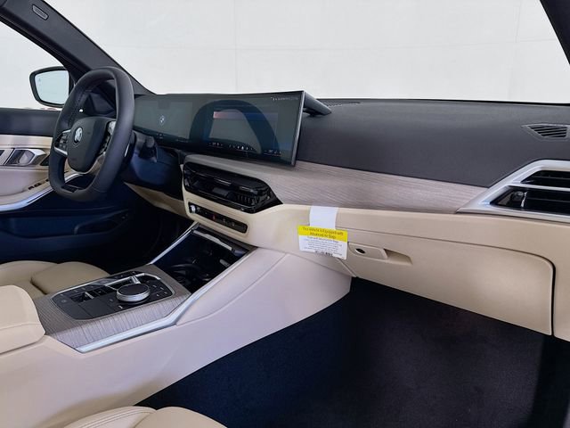 Used 2025 BMW 330i xDrive Sedan w/ Premium Package image 30