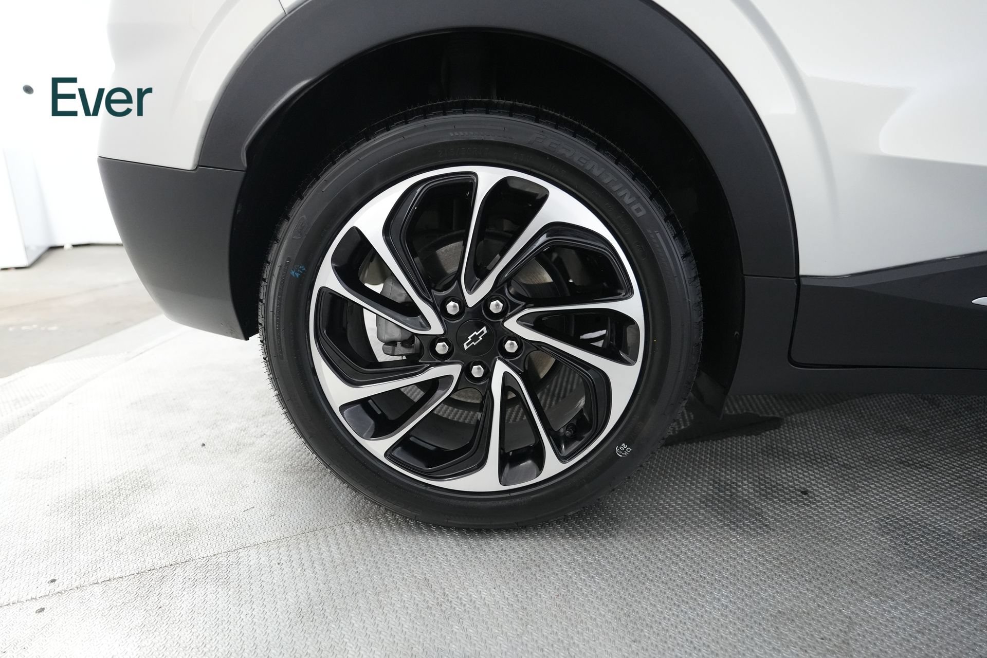 Used 2023 Chevrolet Bolt EUV Premier FWD image 22
