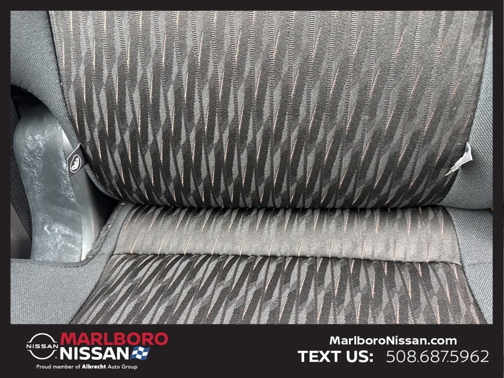 Certified 2017 Nissan Rogue S image 16