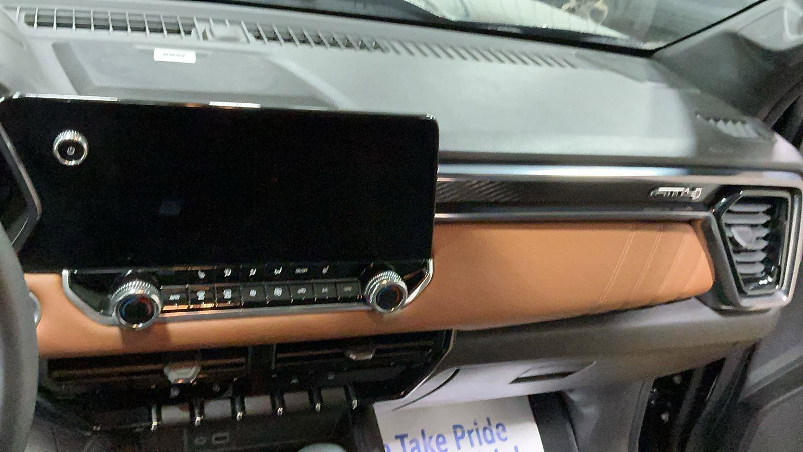 Used 2024 GMC Canyon AT4 w/ Canyon Safety Plus Package image 17