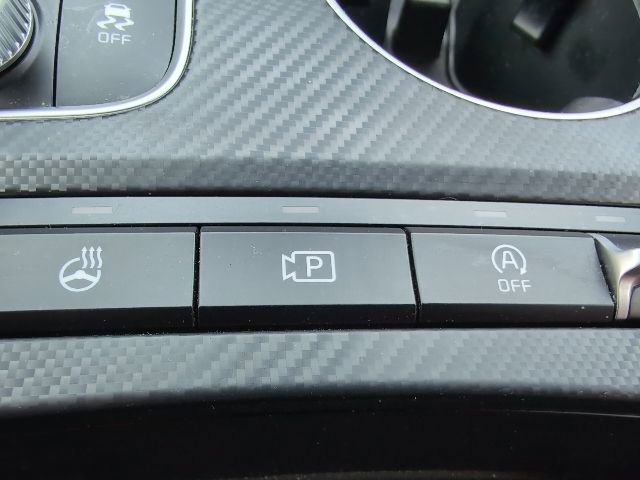 Used 2023 Kia Stinger GT-Line w/ Sun & Sound Package image 21