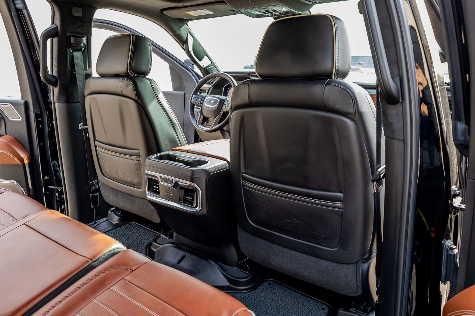 Used 2025 GMC Sierra 2500 Denali Ultimate AWD/4WD image 31