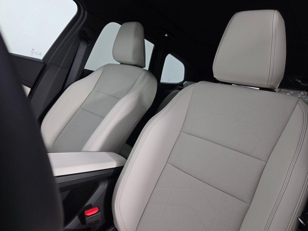 New 2026 BMW X1 xDrive28i AWD/4WD image 13