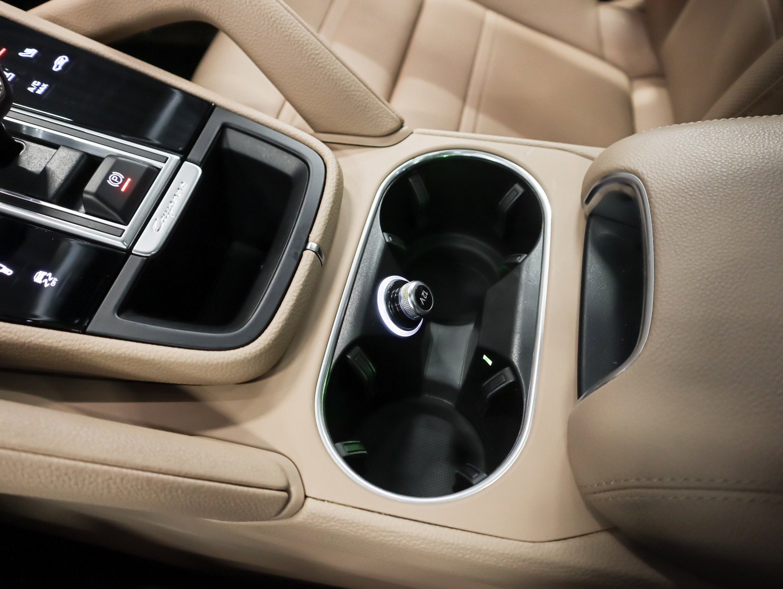 Certified 2023 Porsche Cayenne S AWD/4WD image 17