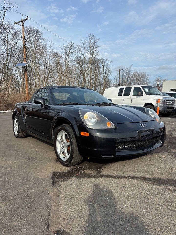 Used 2000 Toyota MR2 image 7