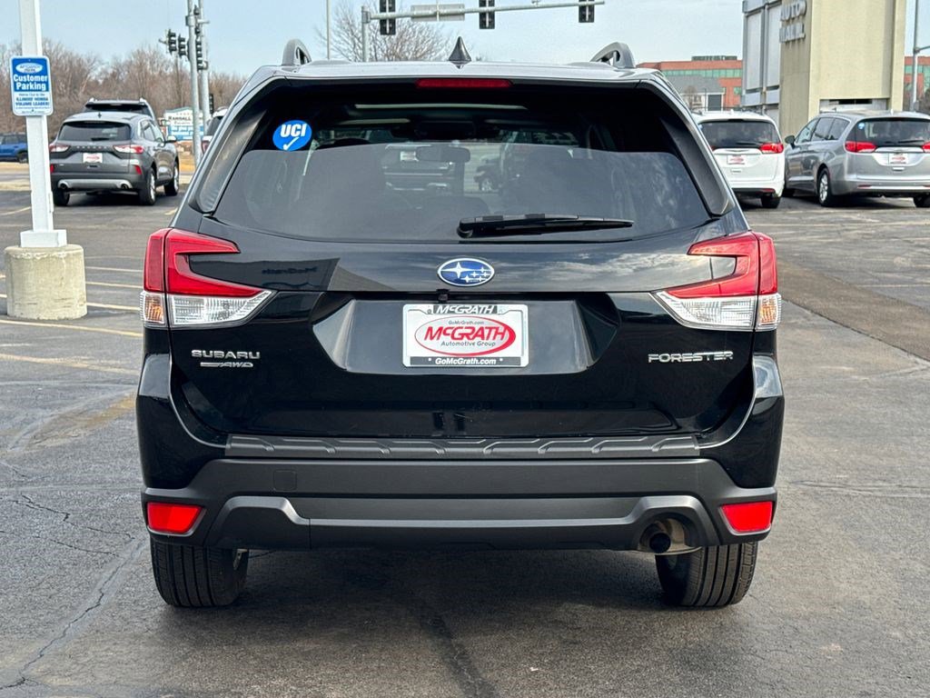 Used 2022 Subaru Forester Premium image 10