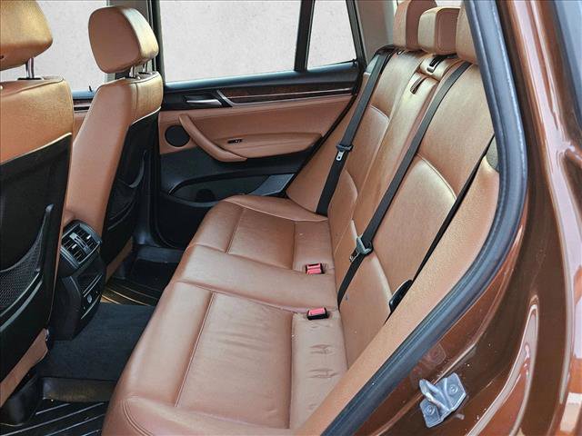Used 2017 BMW X3 sDrive28i RWD image 13