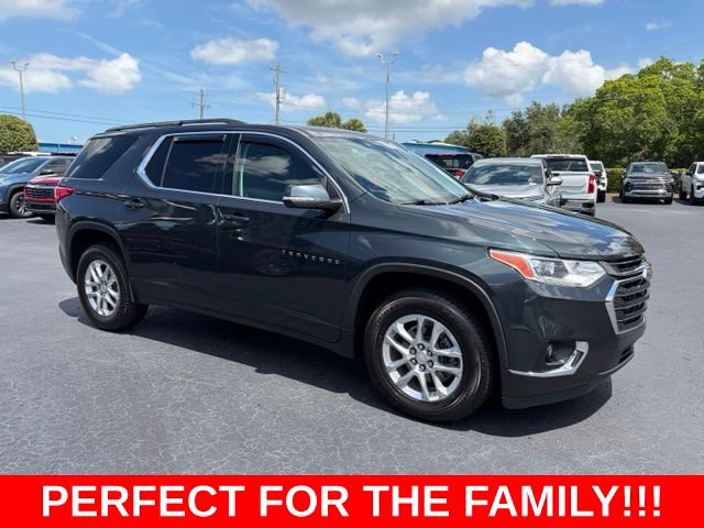 Used 2021 Chevrolet Traverse LT