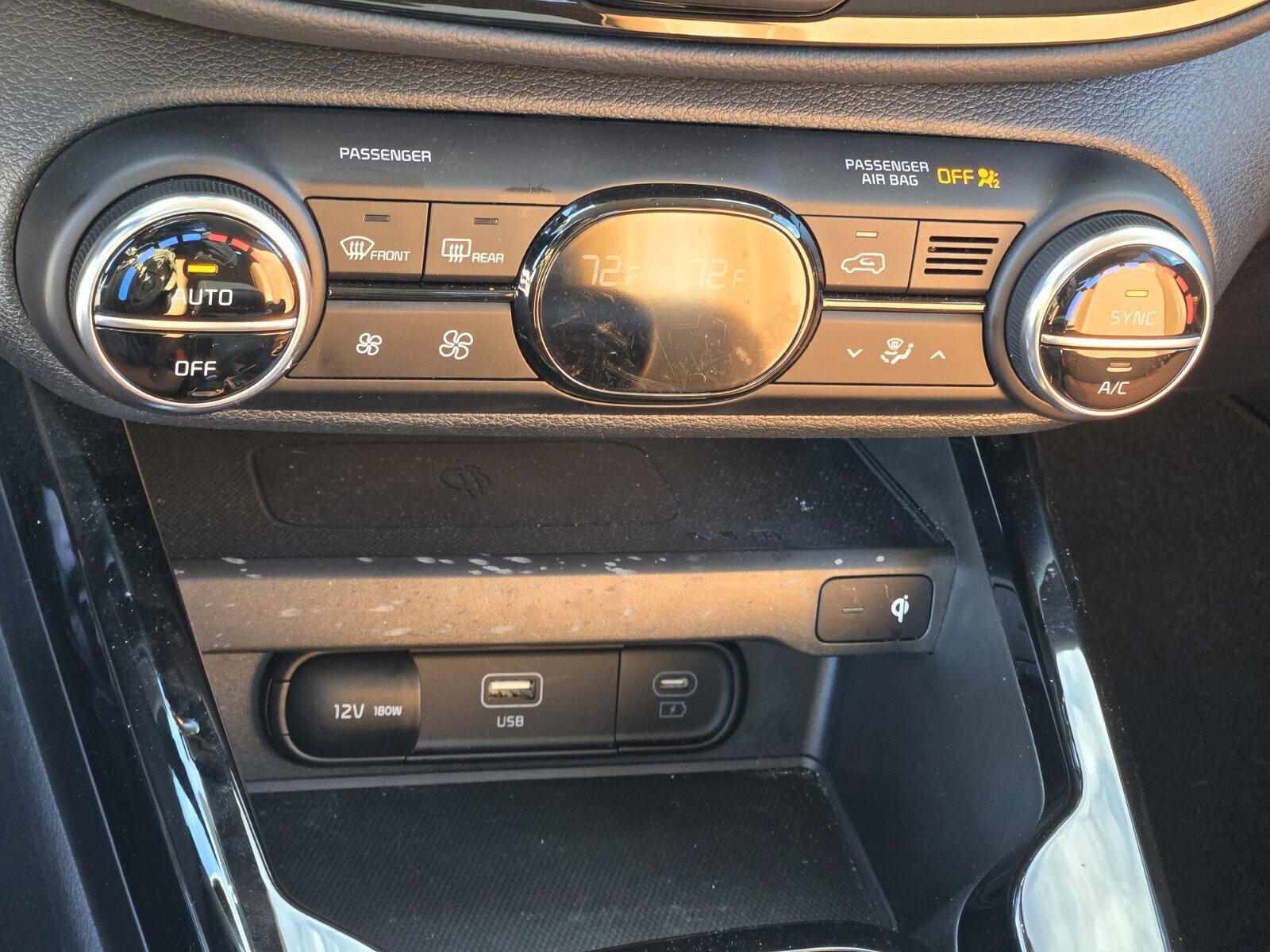 Certified 2025 Kia Soul EX image 20