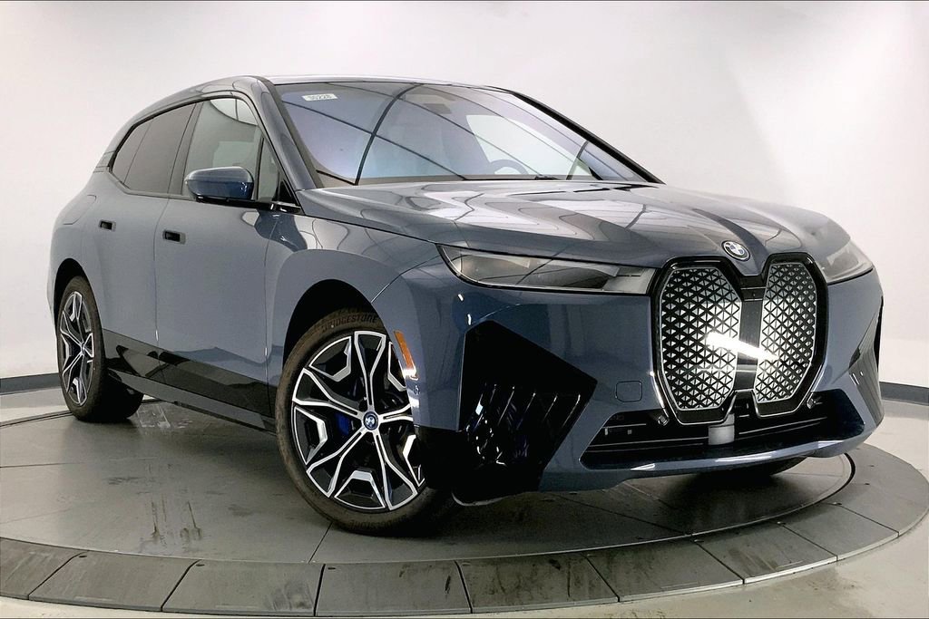 Used 2025 BMW iX xDrive50 w/ Premium Package image 1