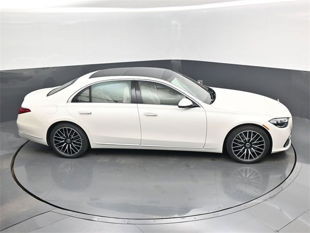 Used 2022 Mercedes-Benz S 580 4MATIC Sedan w/ Rear Seat Package image 52
