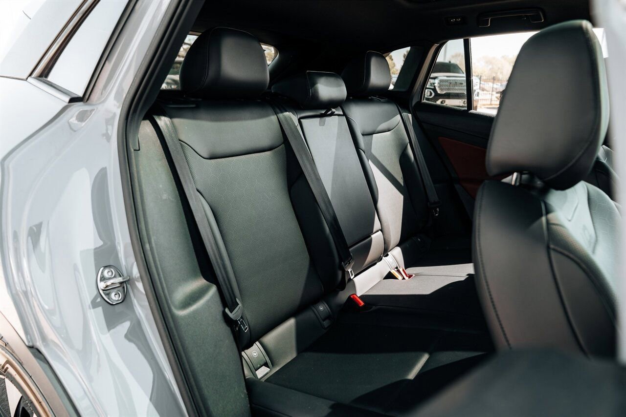 Used 2021 Volkswagen ID.4 Pro S w/ ID.4 Protection Package image 44