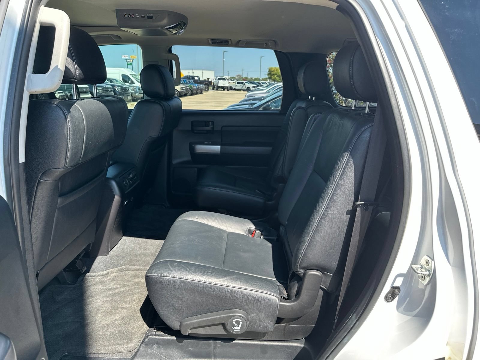 Used 2019 Toyota Sequoia TRD Sport AWD/4WD image 12