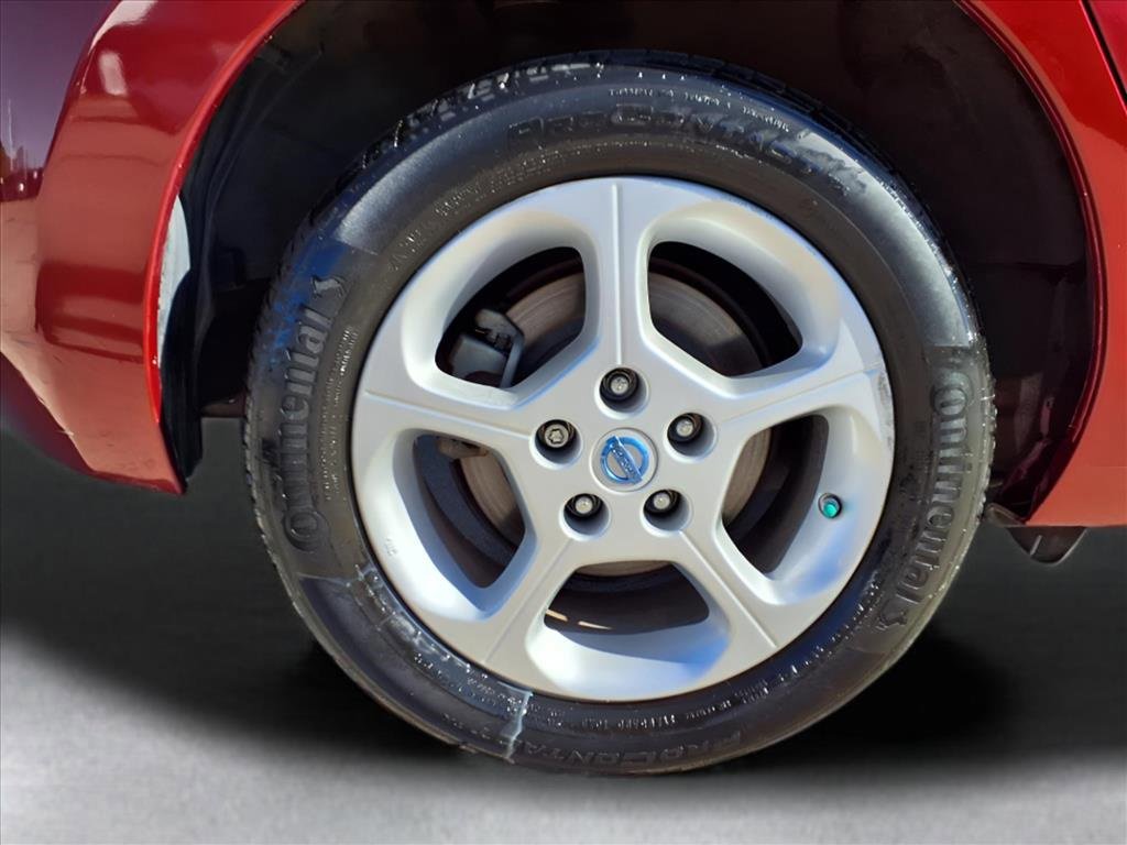 Used 2014 Nissan Leaf SV w/ LED & Quick Charge Package image 9