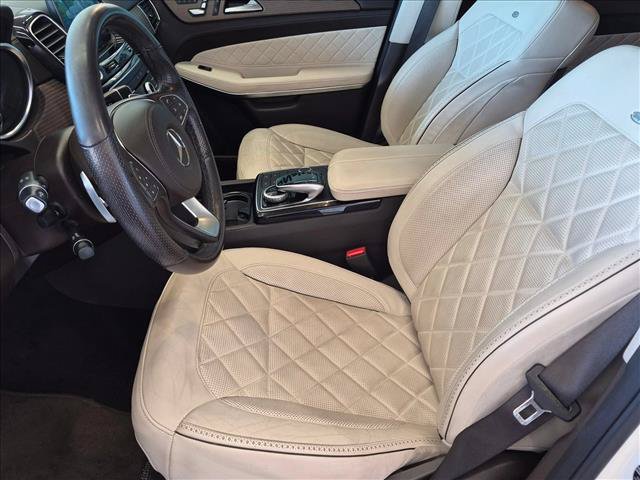 Used 2019 Mercedes-Benz GLS 550 4MATIC image 16