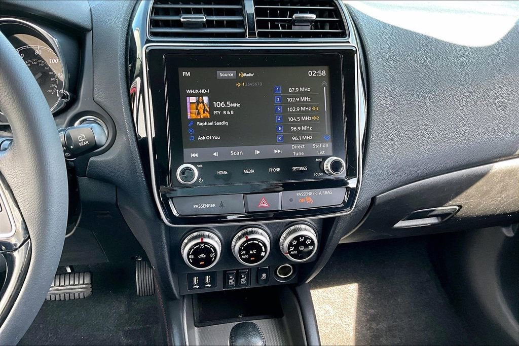 Used 2022 Mitsubishi Outlander Sport SE image 14