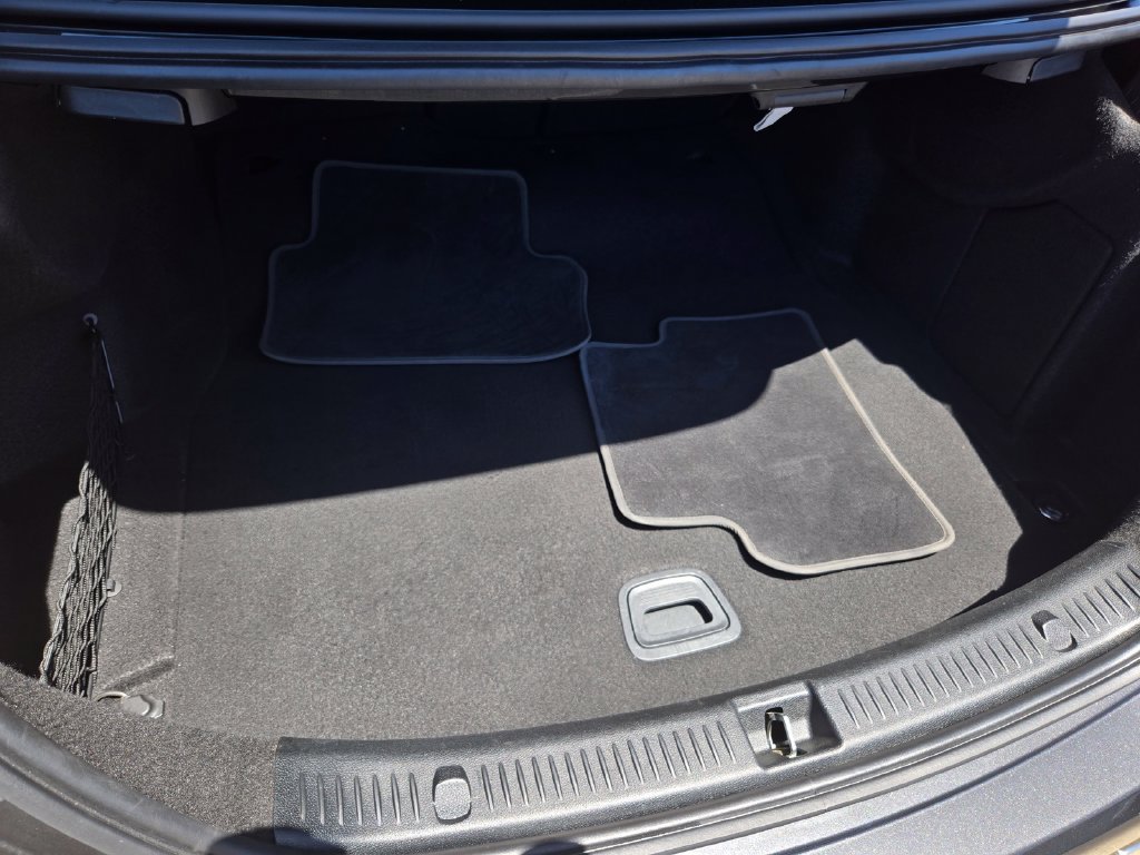 Used 2021 Mercedes-Benz E 350 Sedan image 37