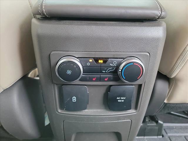 Used 2022 Ford Explorer Platinum w/ Equipment Group 601A AWD/4WD image 16