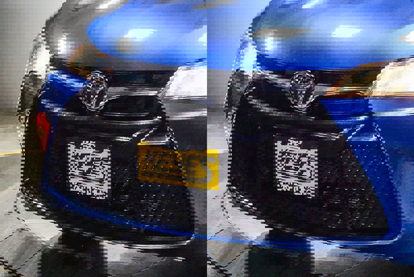 Certified 2017 Toyota Camry SE image 5