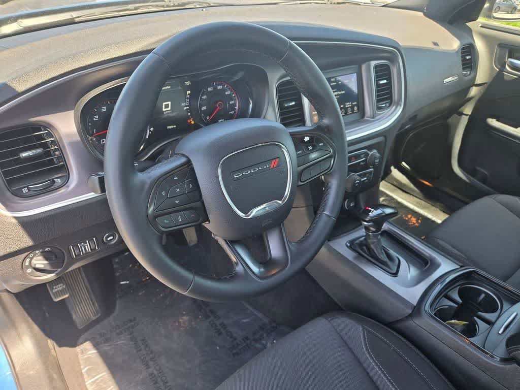 Used 2021 Dodge Charger SXT w/ Blacktop Package RWD image 10