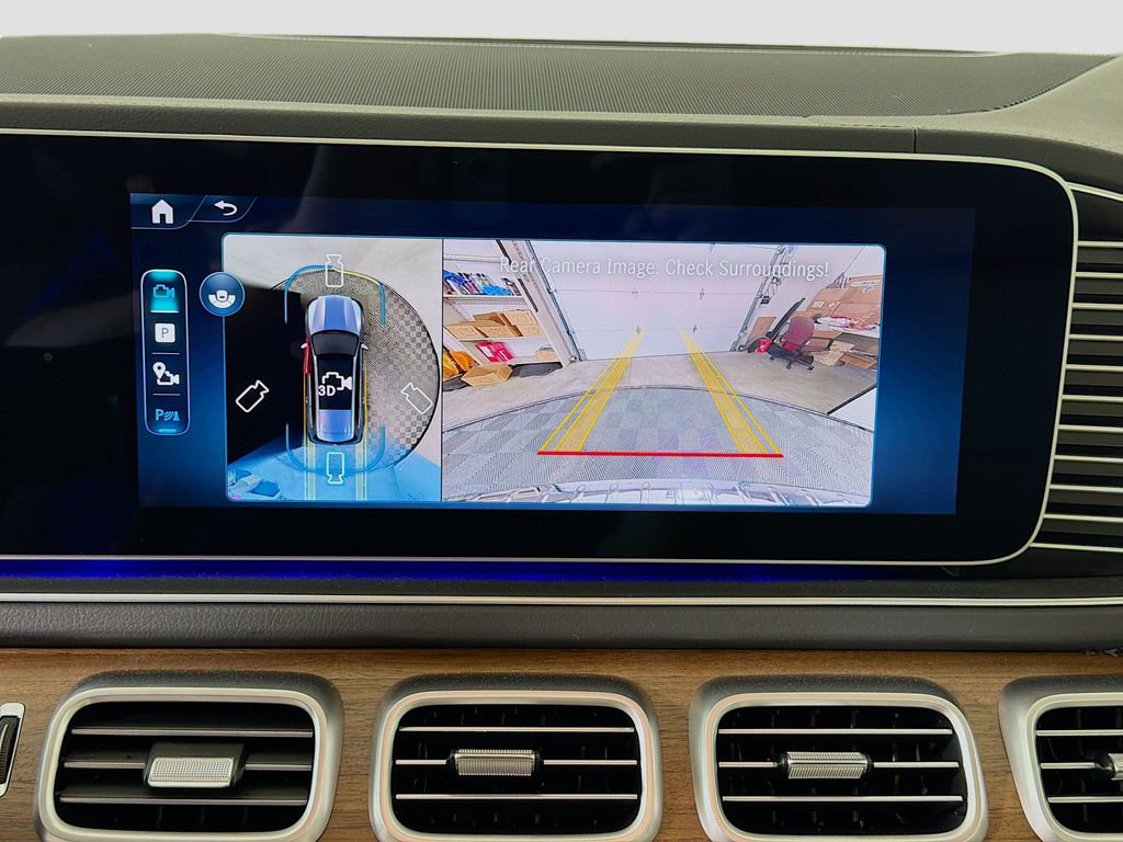 New 2026 Mercedes-Benz GLS 450 4MATIC image 18